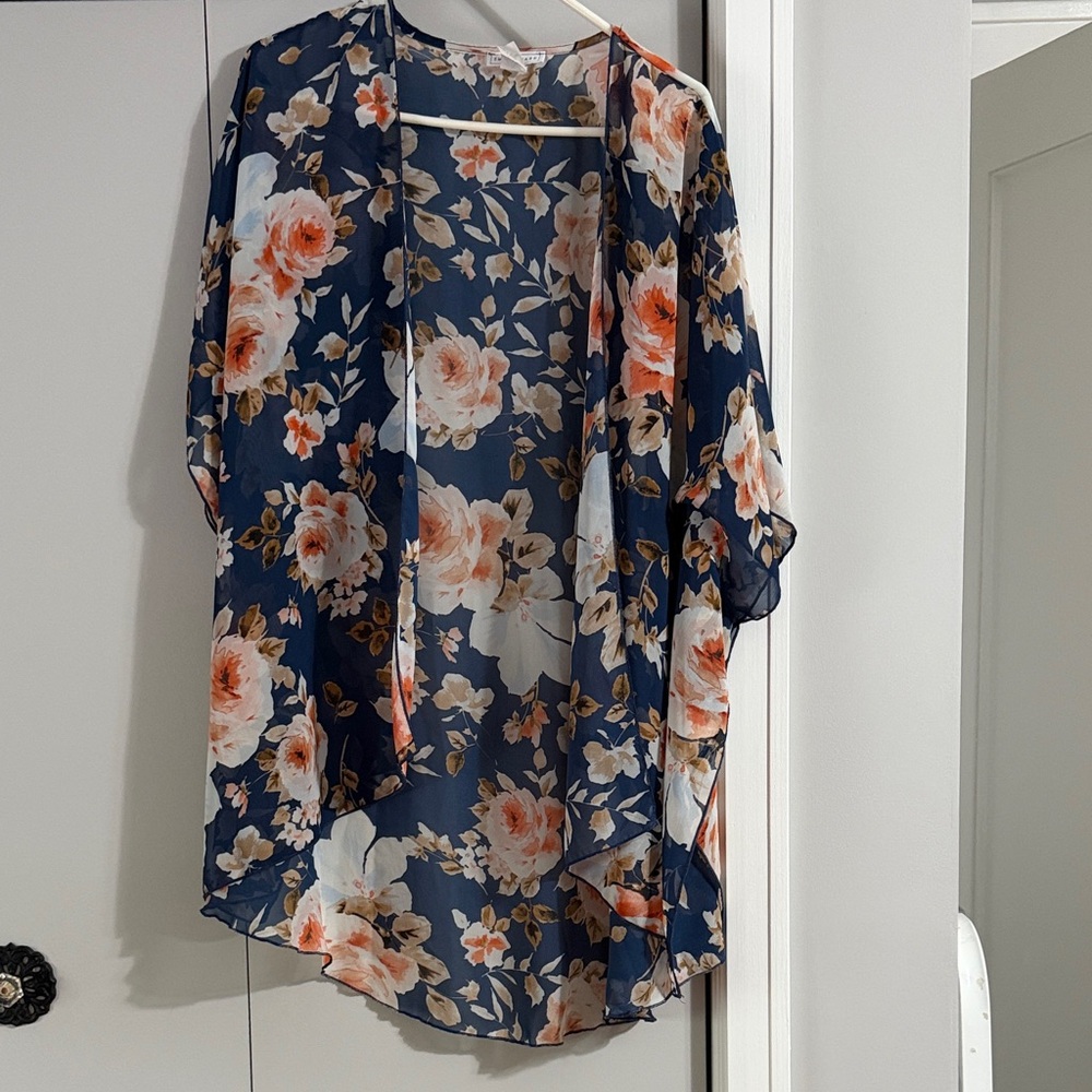 emory park Navy Floral Sheer Kimono